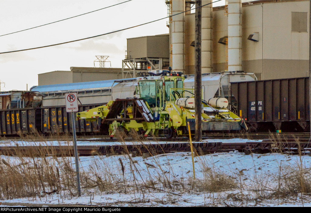 CSX MoW Equipment